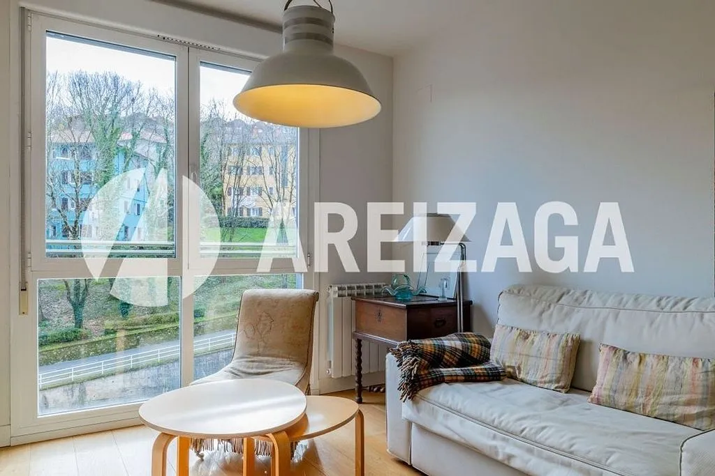 Living Room - Modern Flat with South Orientation in San Sebastián