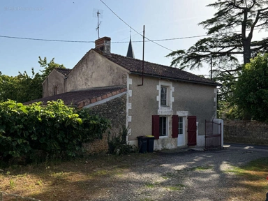 Alle Fotos (16) - House with Potential in Smarves