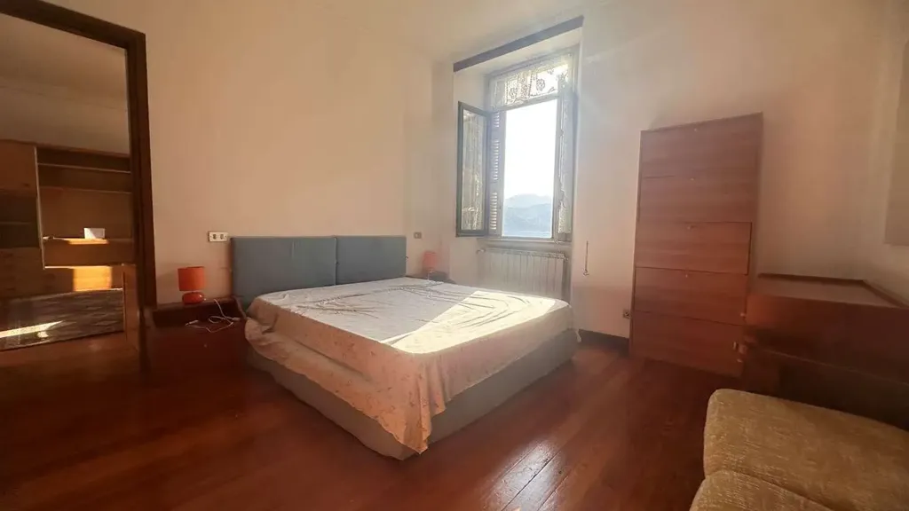 Magamistoad - Luxury Lake View Apartment in Porlezza