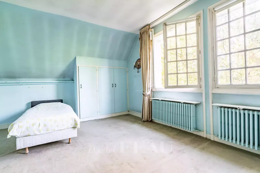 Magamistoad - 4-Bed Apartment near Saint-Cloud Golf Course