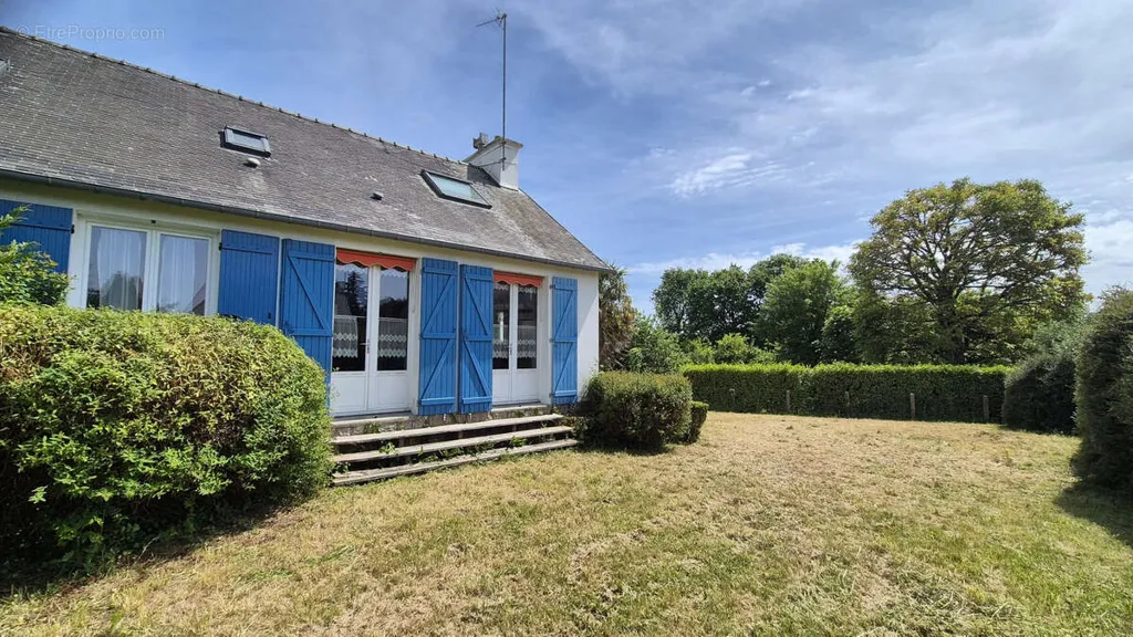 Extérieur - Maison à Rénover au Bourg de Clohars