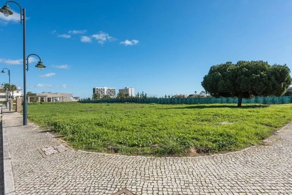 Aed - Development Land with Beach Proximity in Lagos