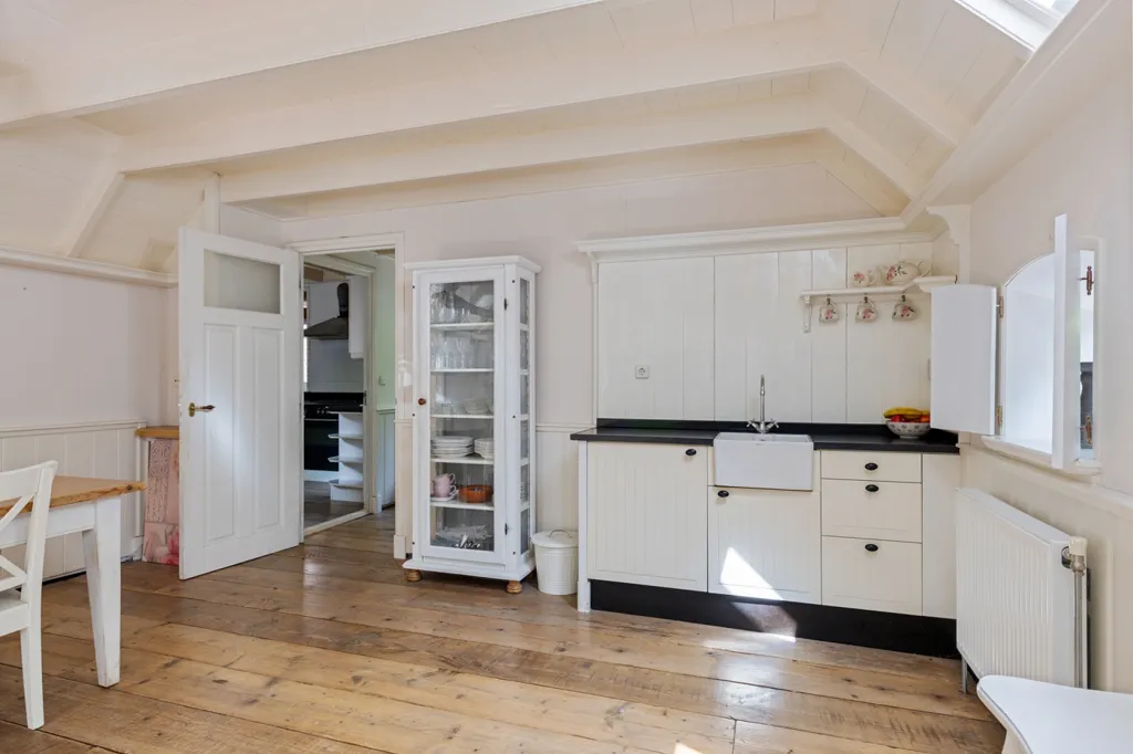 Cuisine - Characterful Farmhouse with Development Potential in Balloo