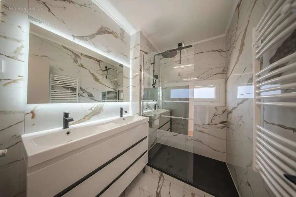 Bagni - Renovated Apartment with Balcony in Clermont-Ferrand