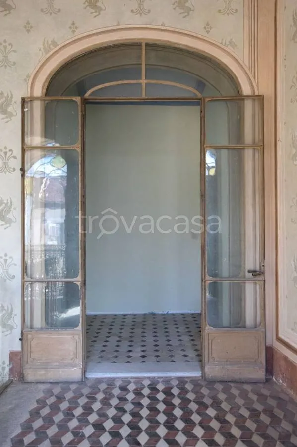 Entrée - Mansard Apartment with Panoramic View in Rivoli