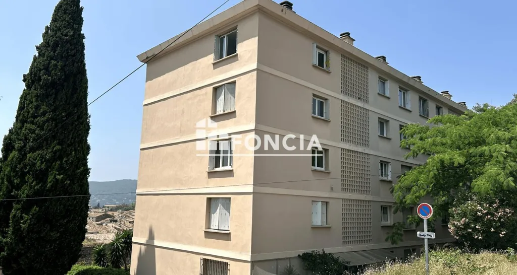 Esterno - Bright Apartment with Balcony in Draguignan