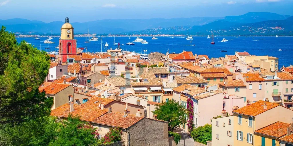 Duplex with Patio in Saint-Tropez Village