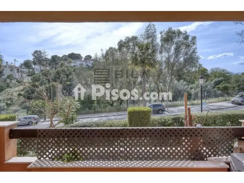 Balcony - Apartment with Private Garage in Marbella Reserve