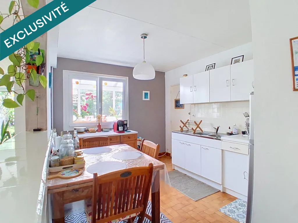 Cuisine - Maison avec Jardin et Balcon à Pabu