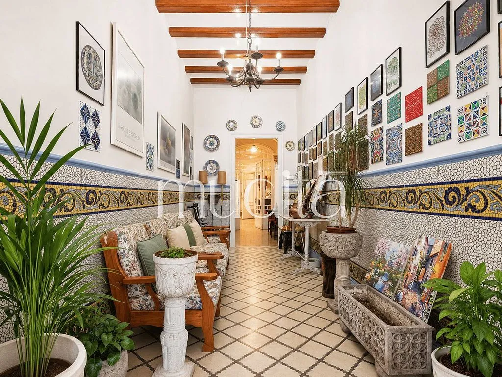 hallway_entrance