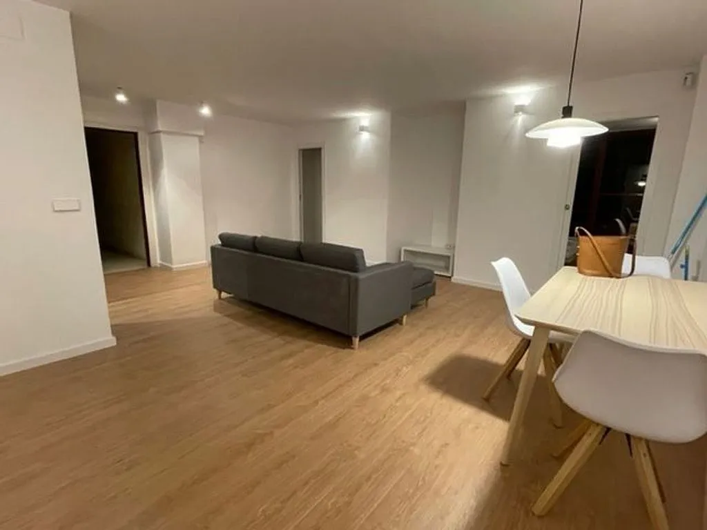 Séjour - Furnished Flat with Balcony in La Xerea, Valencia