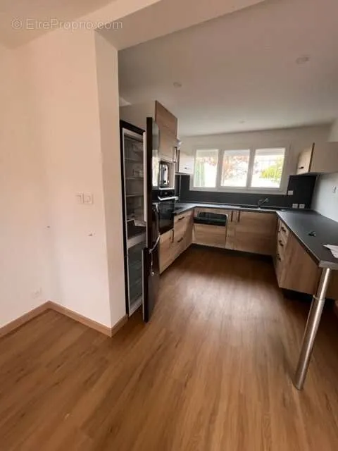 Cuisine - Villa T5 avec Terrasse et Jardin à Béziers