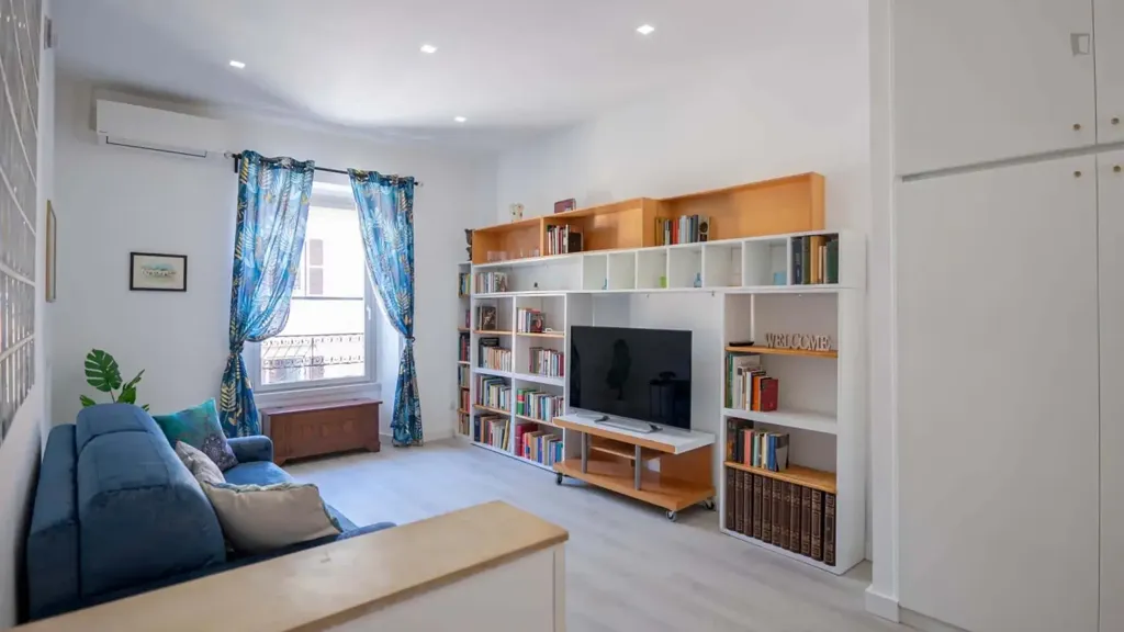 1-room apartment in IT