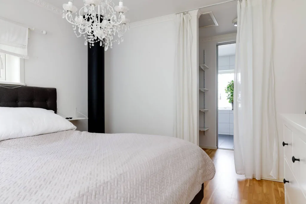 Magamistoad - Allmogestyle Villa with Pool in Yxstabacken