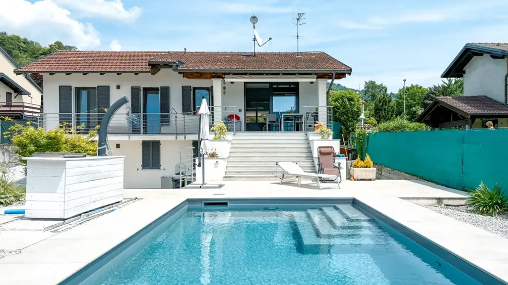 Bassein - Rustic Villa with Lake View in Pettenasco