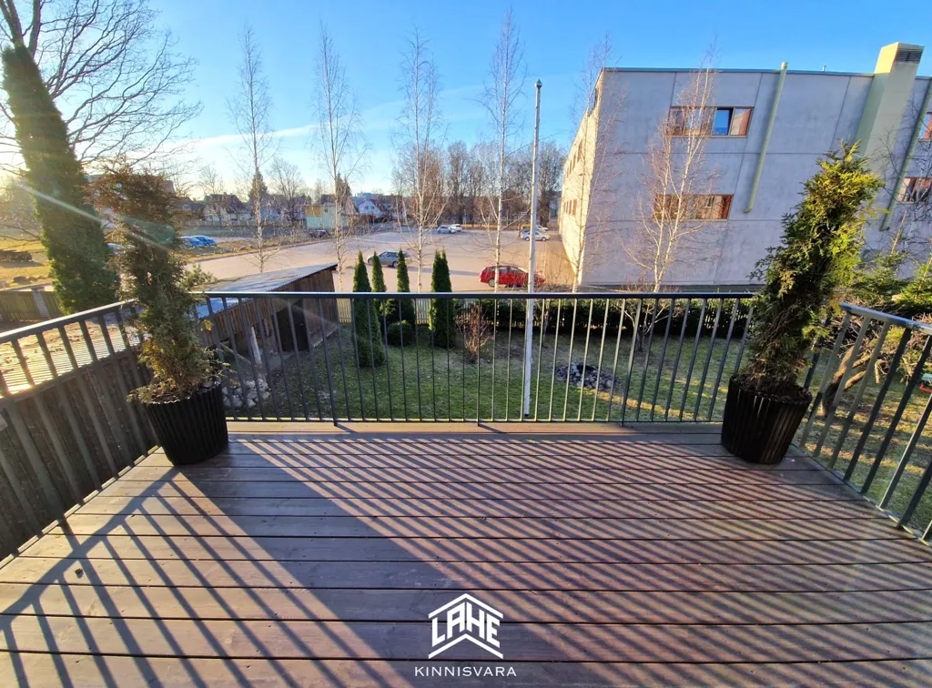 Rõdu - 5-Bedroom Apartment with Balcony in Tartu