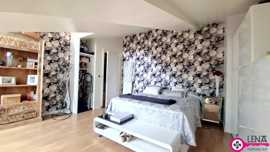Magamistoad - City Centre Flat with Balcony in Central Location