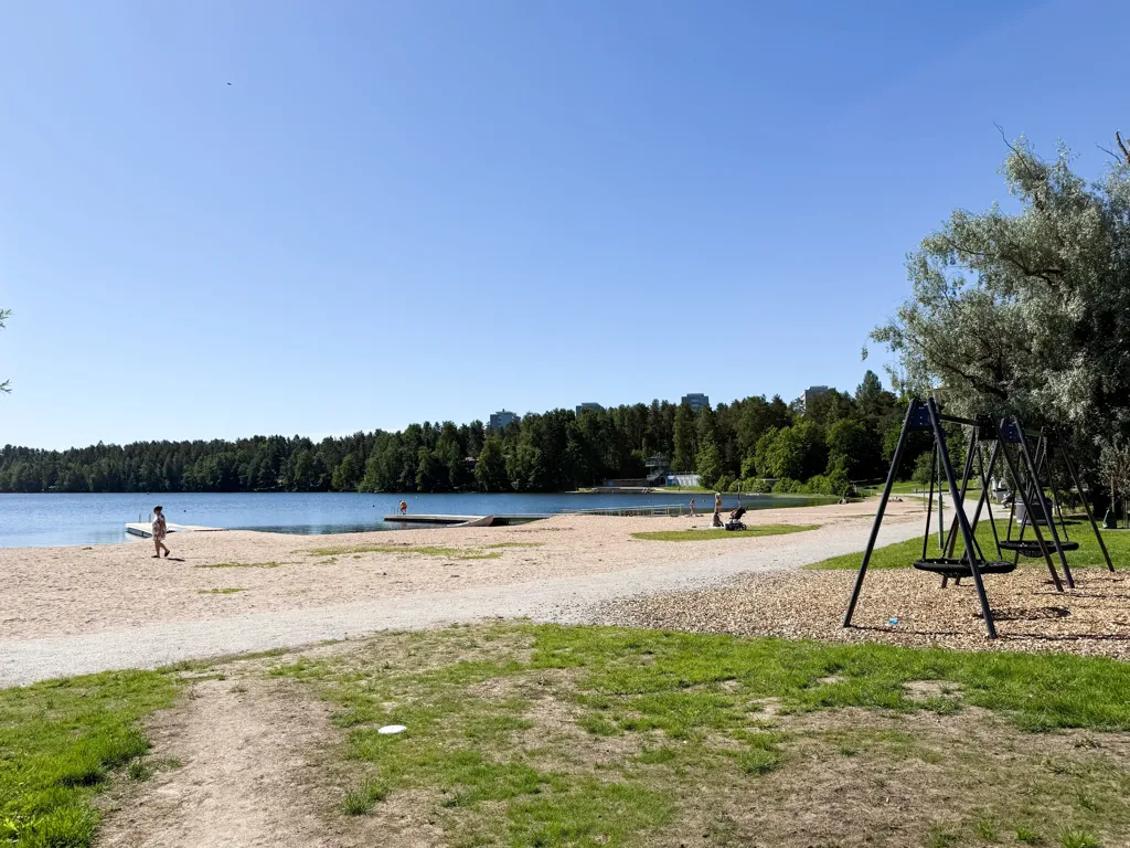 Modern Flat with Lake View in Lahti