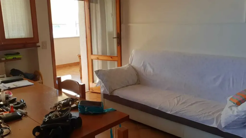 Chambres - Trilocale with Terrace in Viareggio