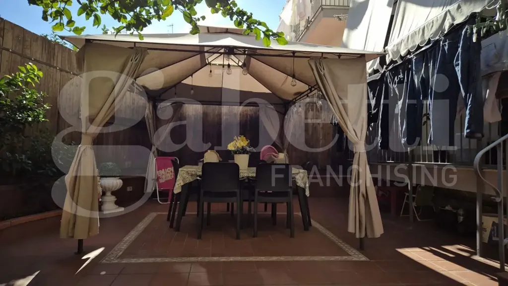 Terrass - Renovated Flat with Terrace in Bagnoli