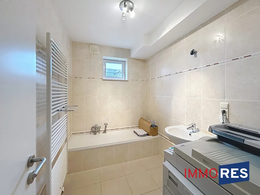 Vannitoad - Office-Converted Apartment with Garden in Juprelle