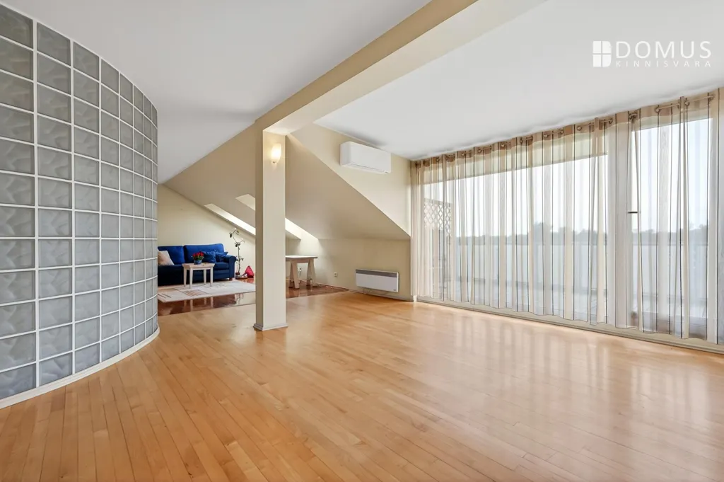 Soggiorno - Apartment with Garden Views in Pääsküla