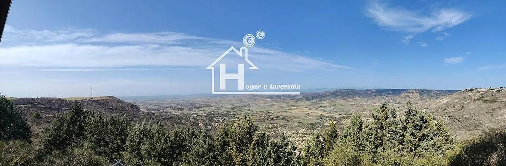 Chalet with Large Plot in Trijueque