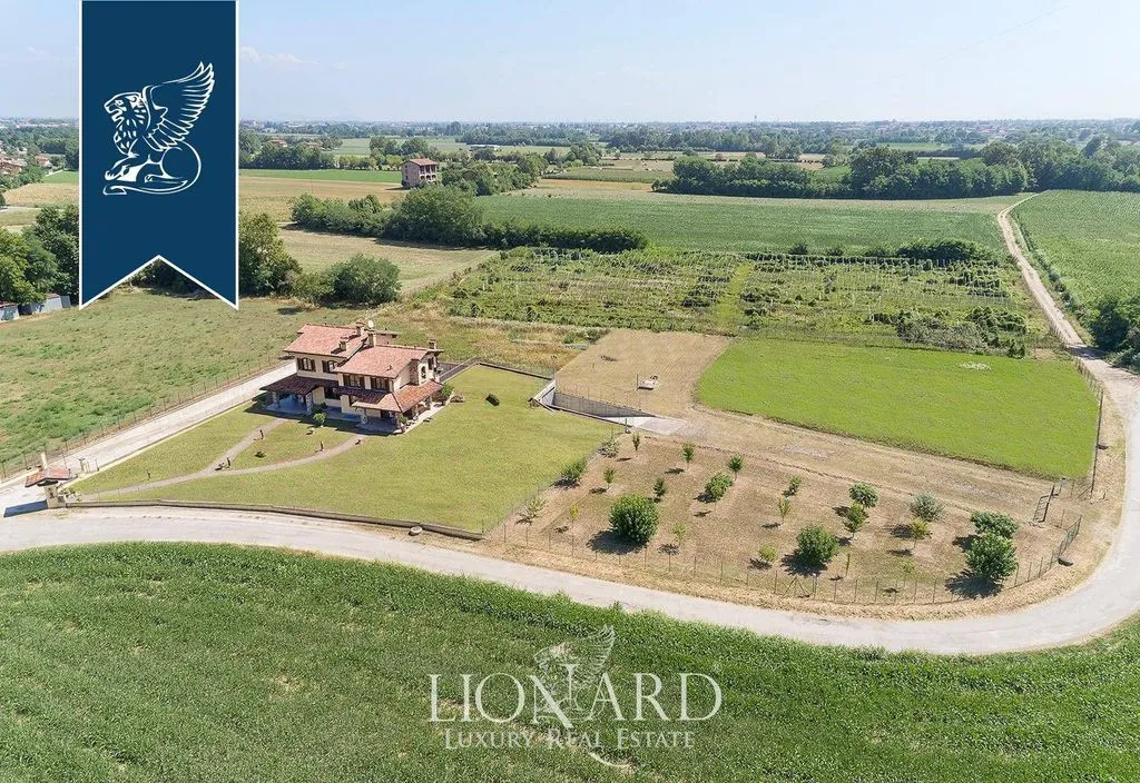 Õhuvaade - Luxury Villa with Garden in Spirano