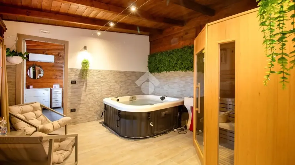 Toad - Villa with Pool in Ortona