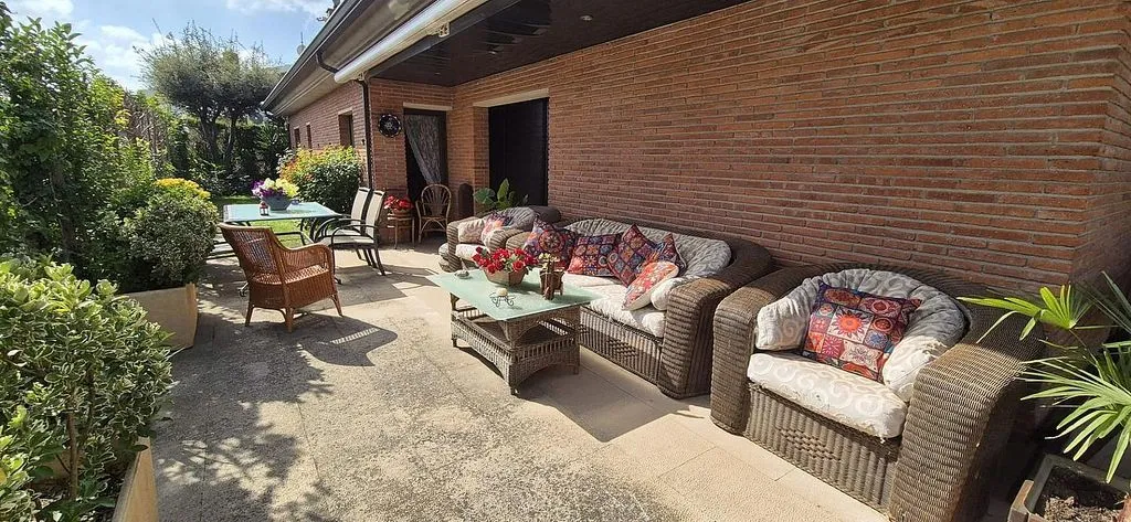Terrasse - Detached House with Pool in Alpicat