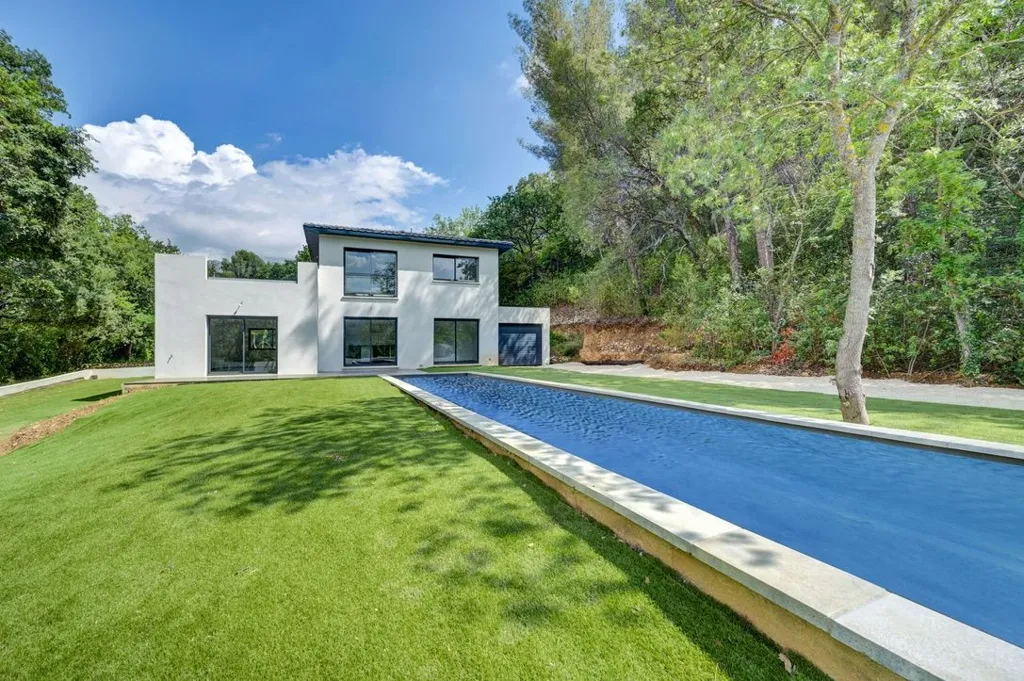 Piscina - Contemporary Villa with Pool in Roquevaire
