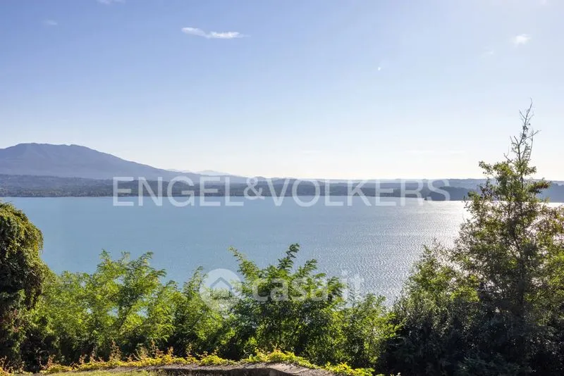 Aed - Buildable Plot with Lake View in Belgirate