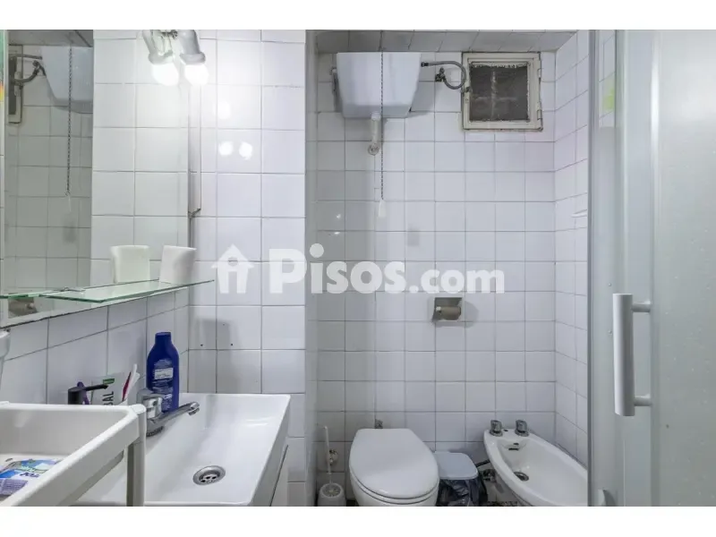 Salles de bain - Appartement 4 pièces à ES