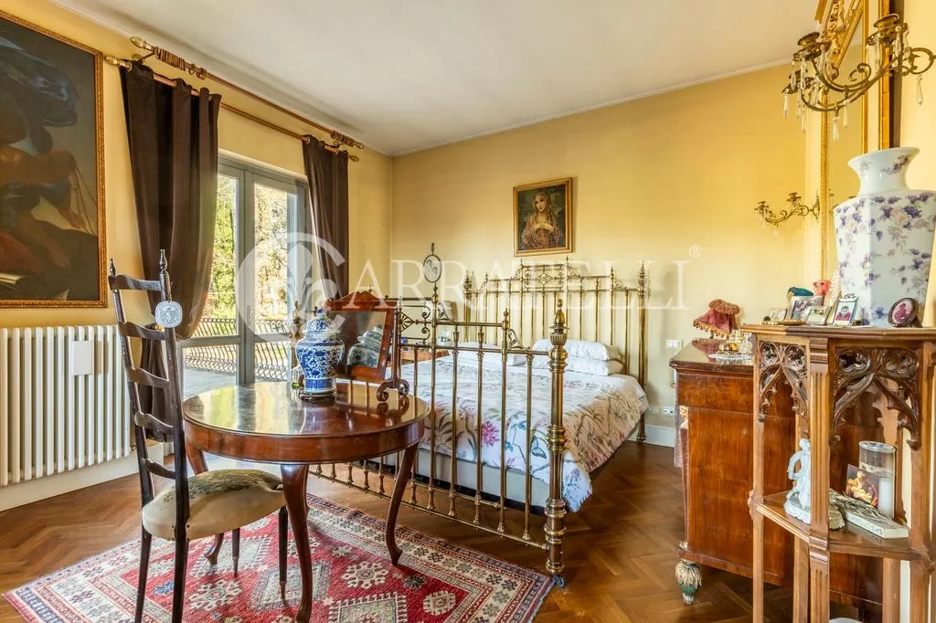 Magamistoad - Rationalist Villa with Pool in Arezzo