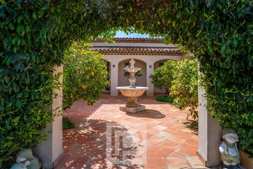 Giardino - Renovated Villa with Pool in Valbonne