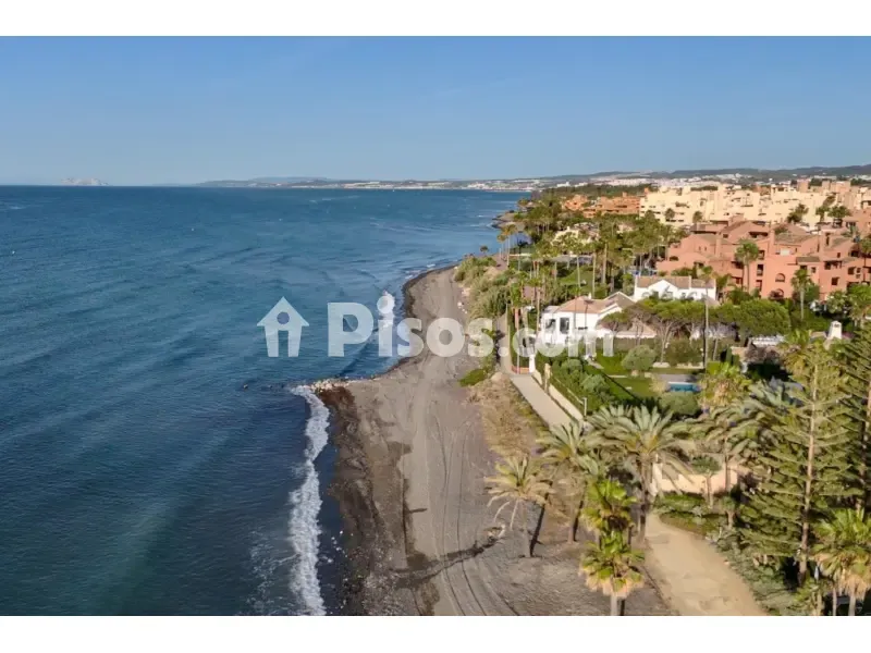 Luxury Apartment with Jacuzzi Terrace in Estepona