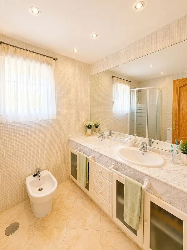 Bagni - Chalet with Pool and Terrace in Carranque