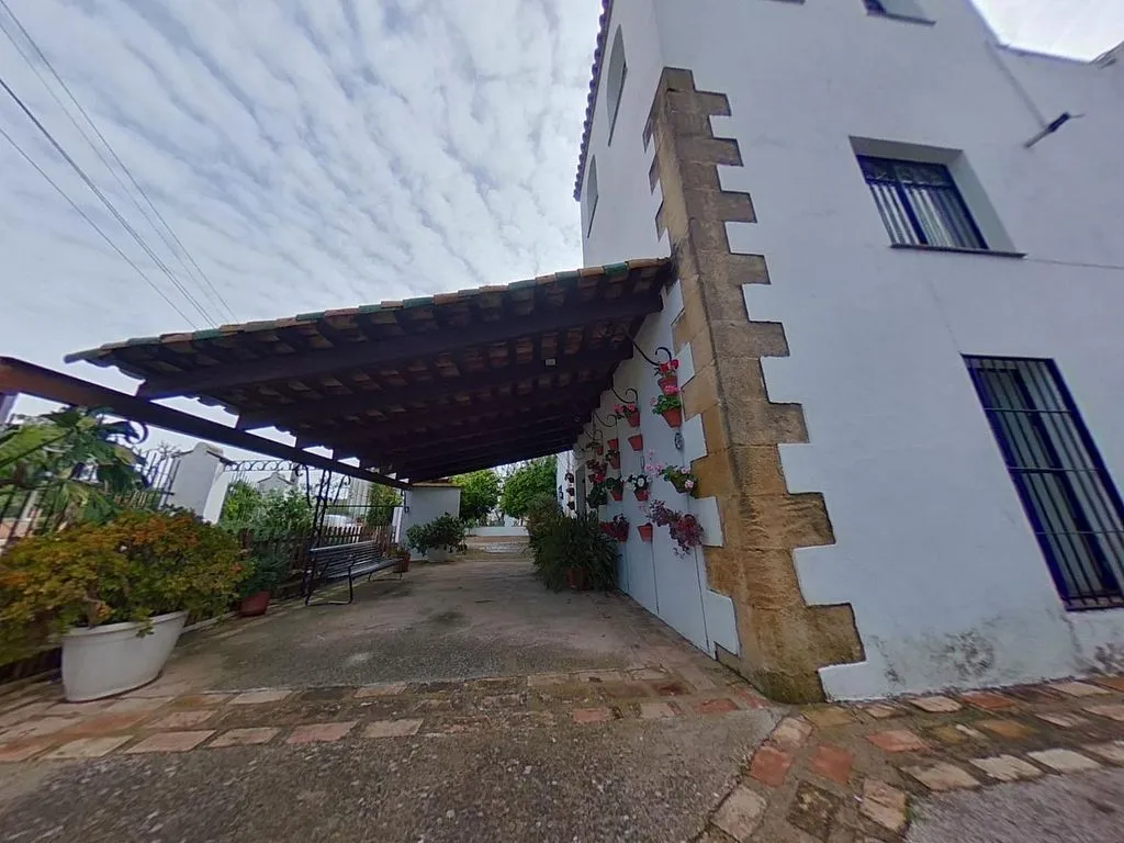 Esterno - Historic Palatial Chalet with Terrace in Posadas