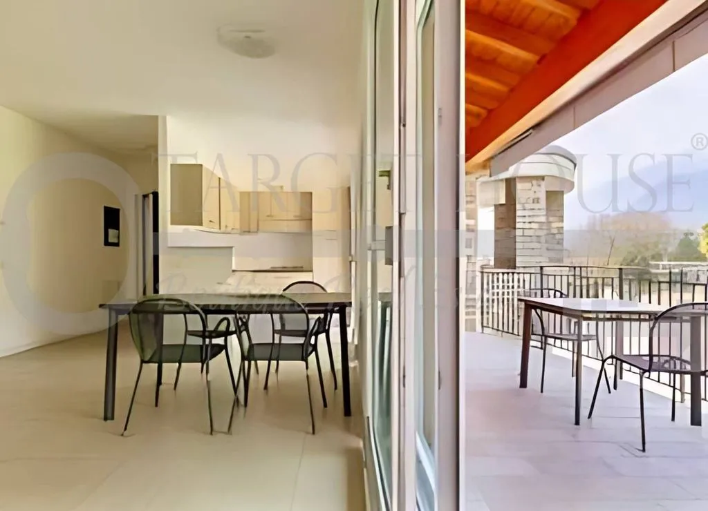 Terrasse - Luxury Flat with Private Garden in Gravedona