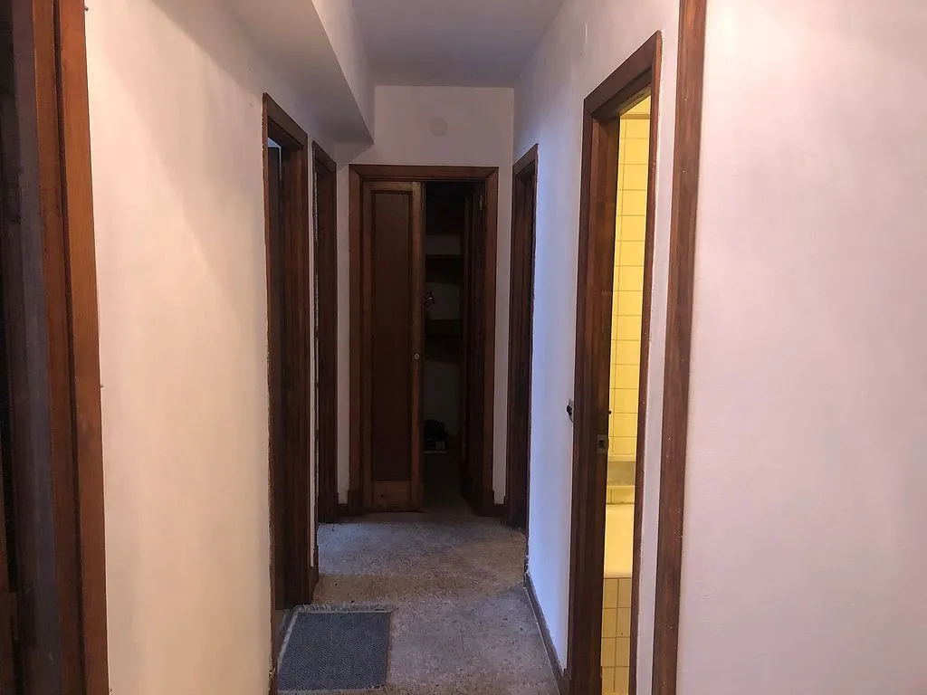 hallway_entrance