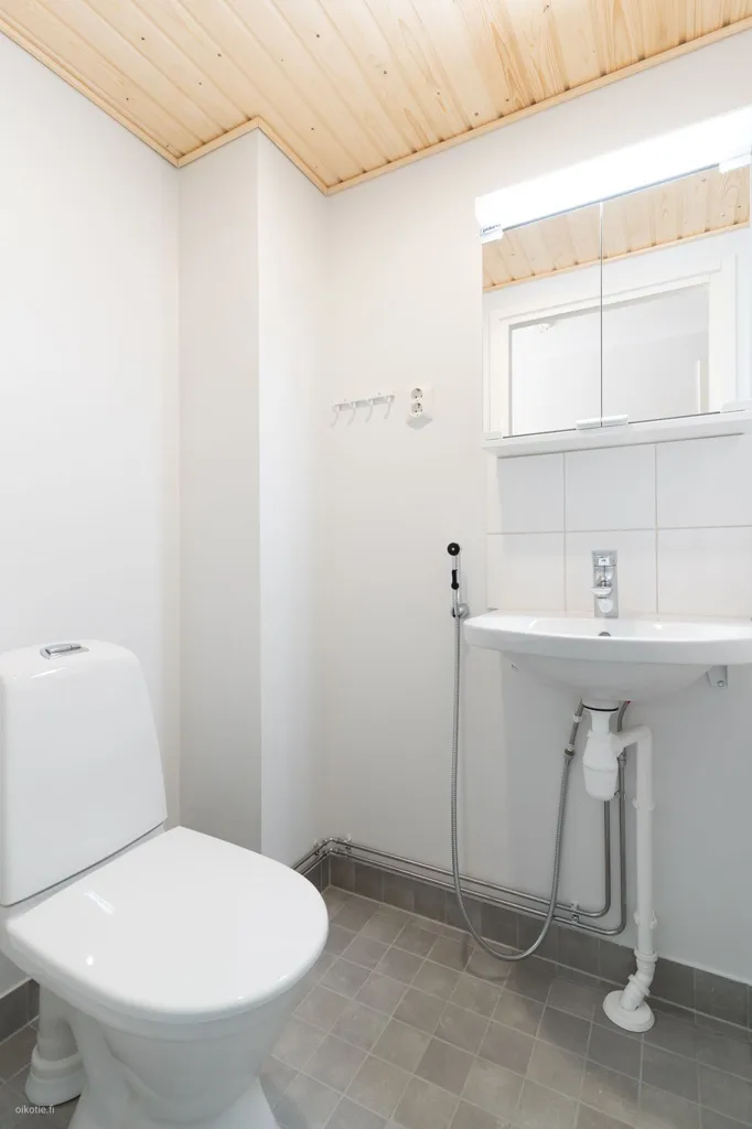 Salles de bain - Three-Bedroom Apartment with Sauna in Kerava