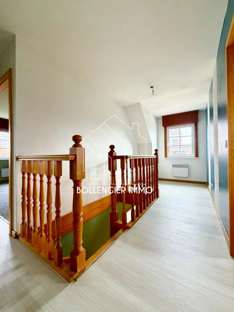Maison 8 pièces à Hondeghem
