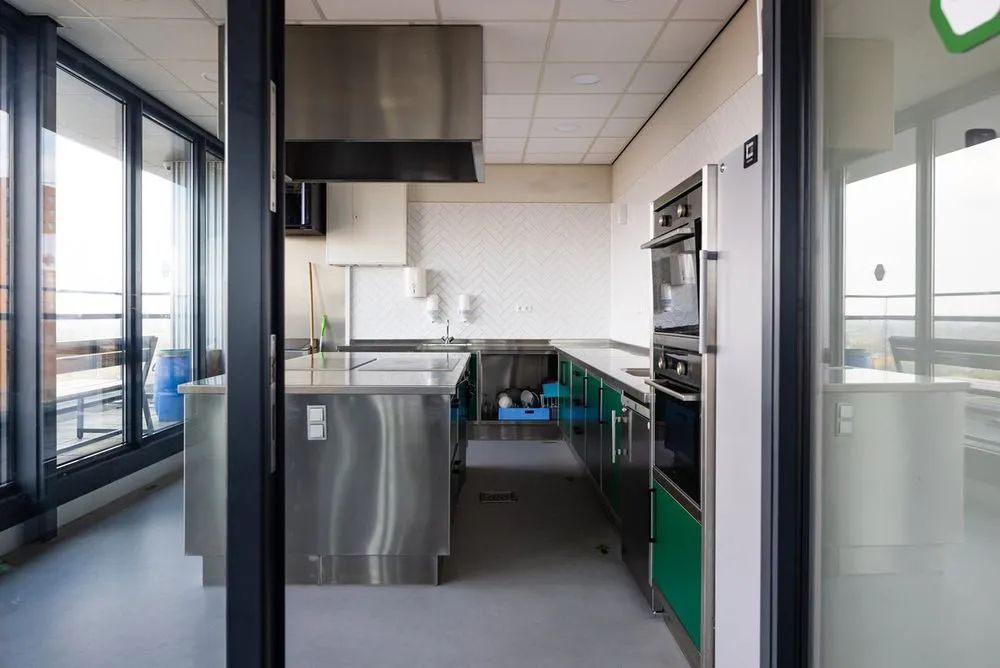 Köök - Studio Apartment with Balcony in Rotterdam