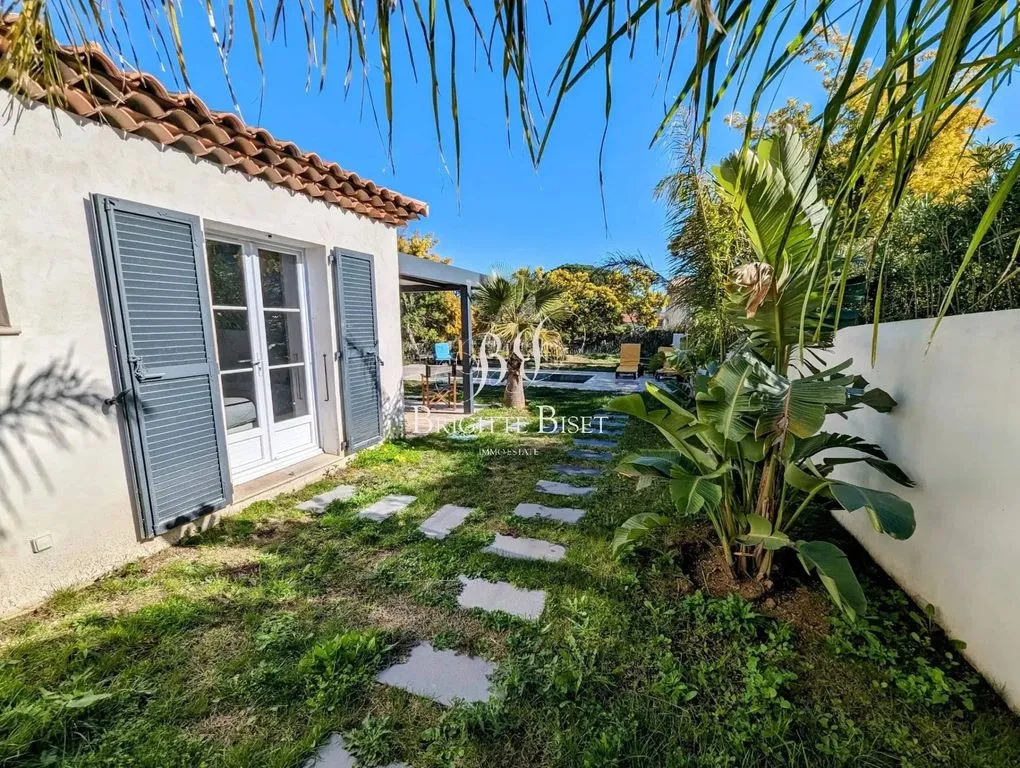 Jardin - Villa Moderne avec Piscine à Sainte-Maxime