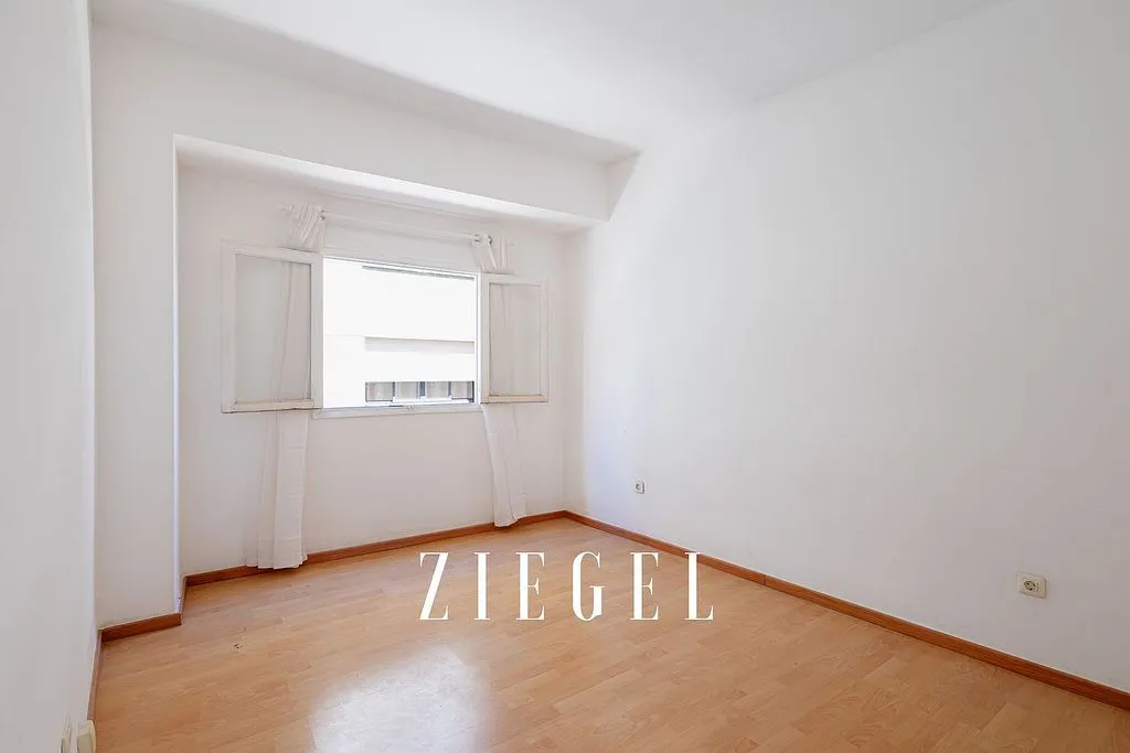 Toad - Apartment with Balcony in Toscal