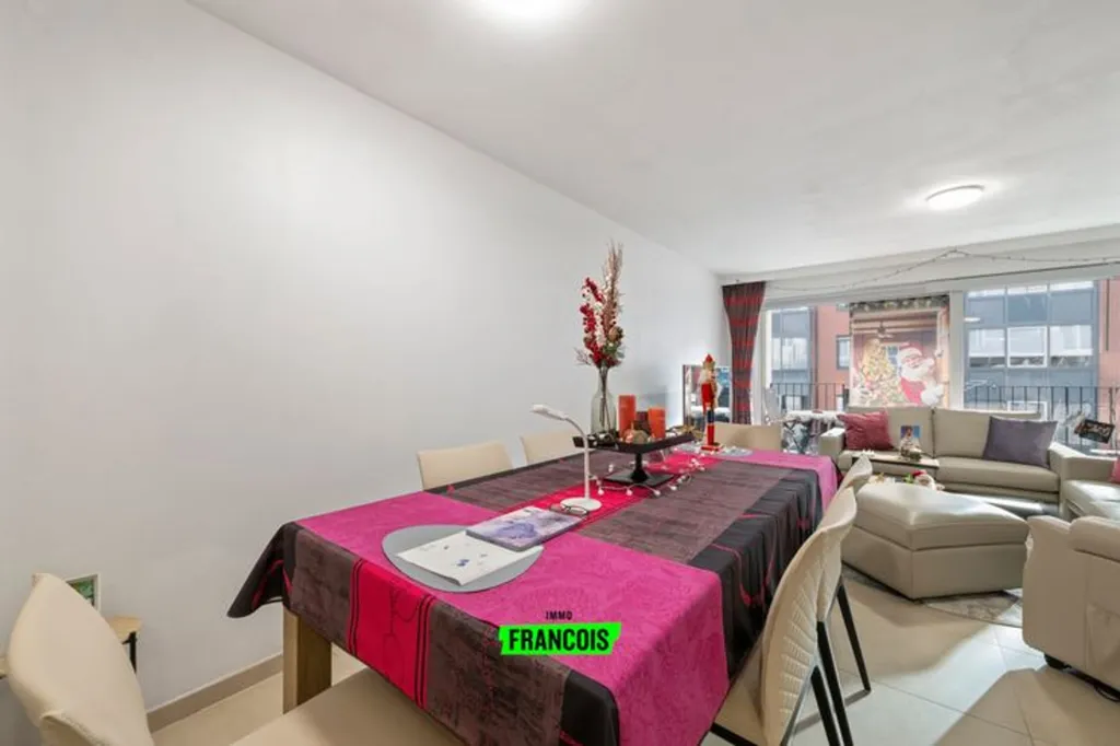 Sala da pranzo - Modern Two-Bedroom Apartment in Ostend Centre