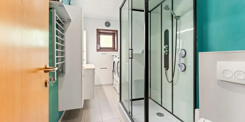 Vannitoad - Modernising House with Garden in Roeselare