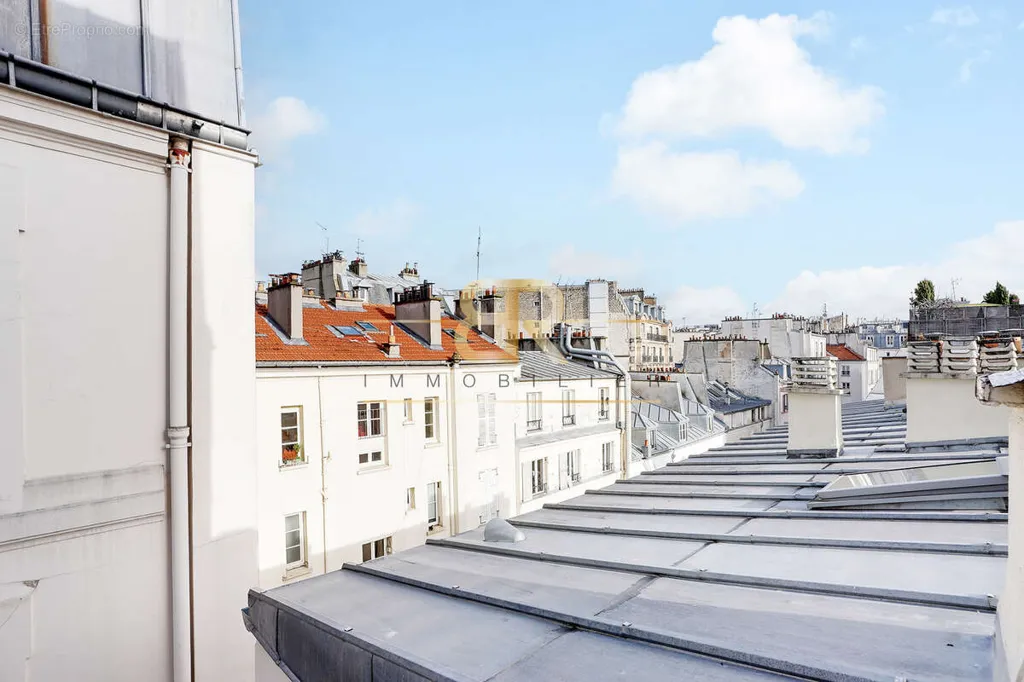Rõdu - Bright 2-Bedroom Flat in Batignolles