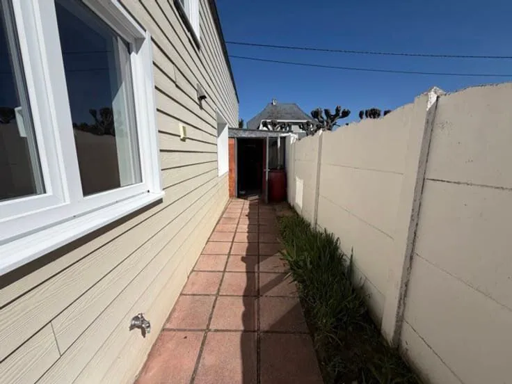 Aed - Detached House with Garden in Quiet Location