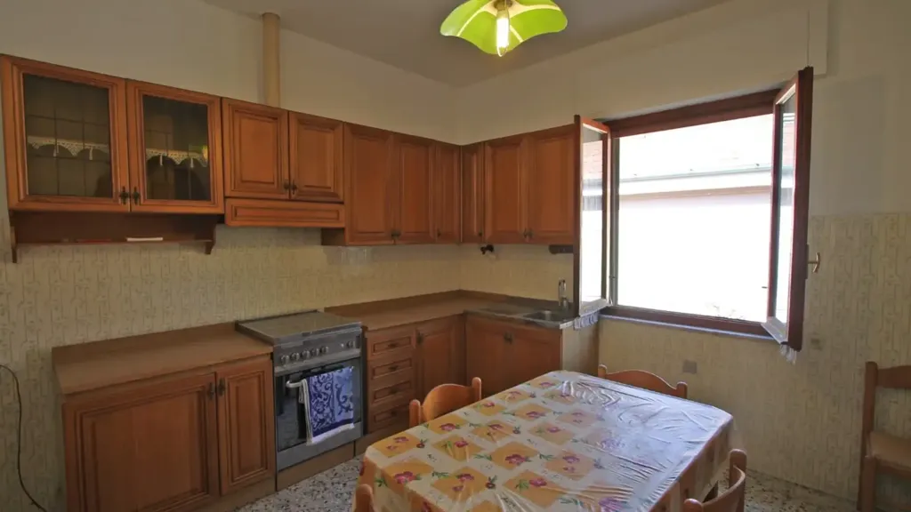 Cuisine - Independent House with Roof Terrace in Fivizzano